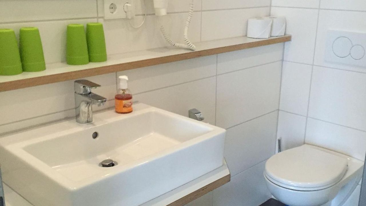 App-6-Bad-1a App-6-Bad-1a